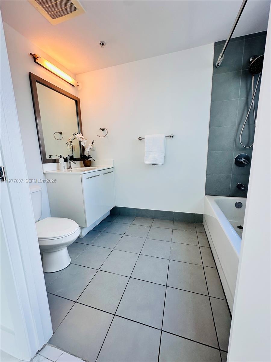 MINT CONDO - Residential Lease