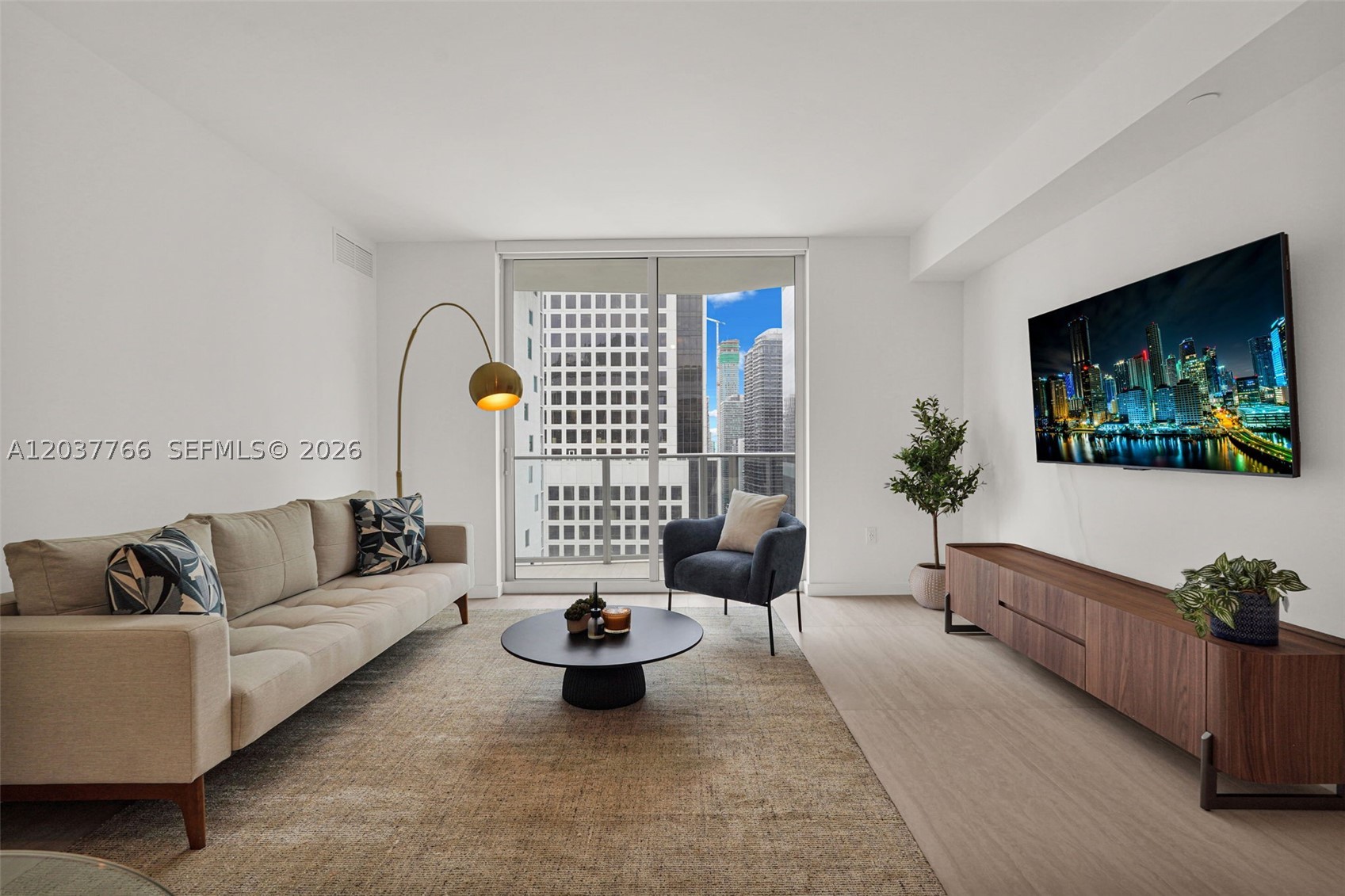 77 SE 5th St 3714