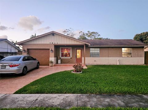 7811 NW 47th St Lauderhill FL 33351