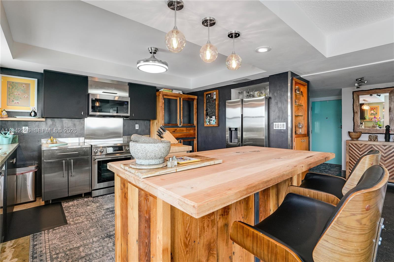 COLONY BAY HARBOR APTS CO - Residential