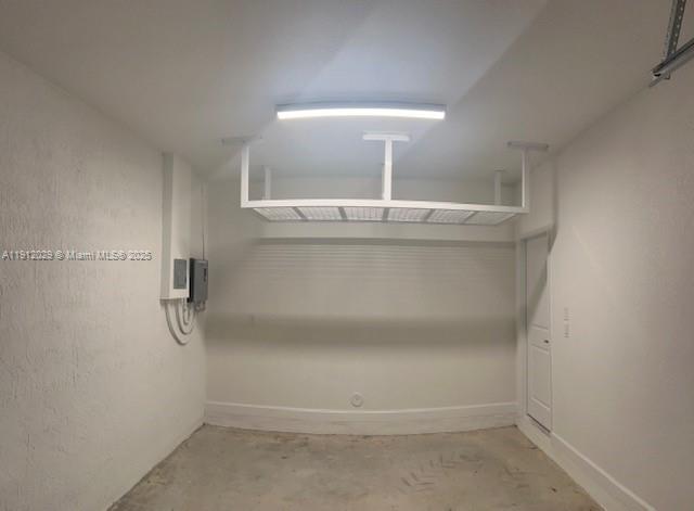 MIAMI LAND AND DEVELOPMEN - Residential Lease