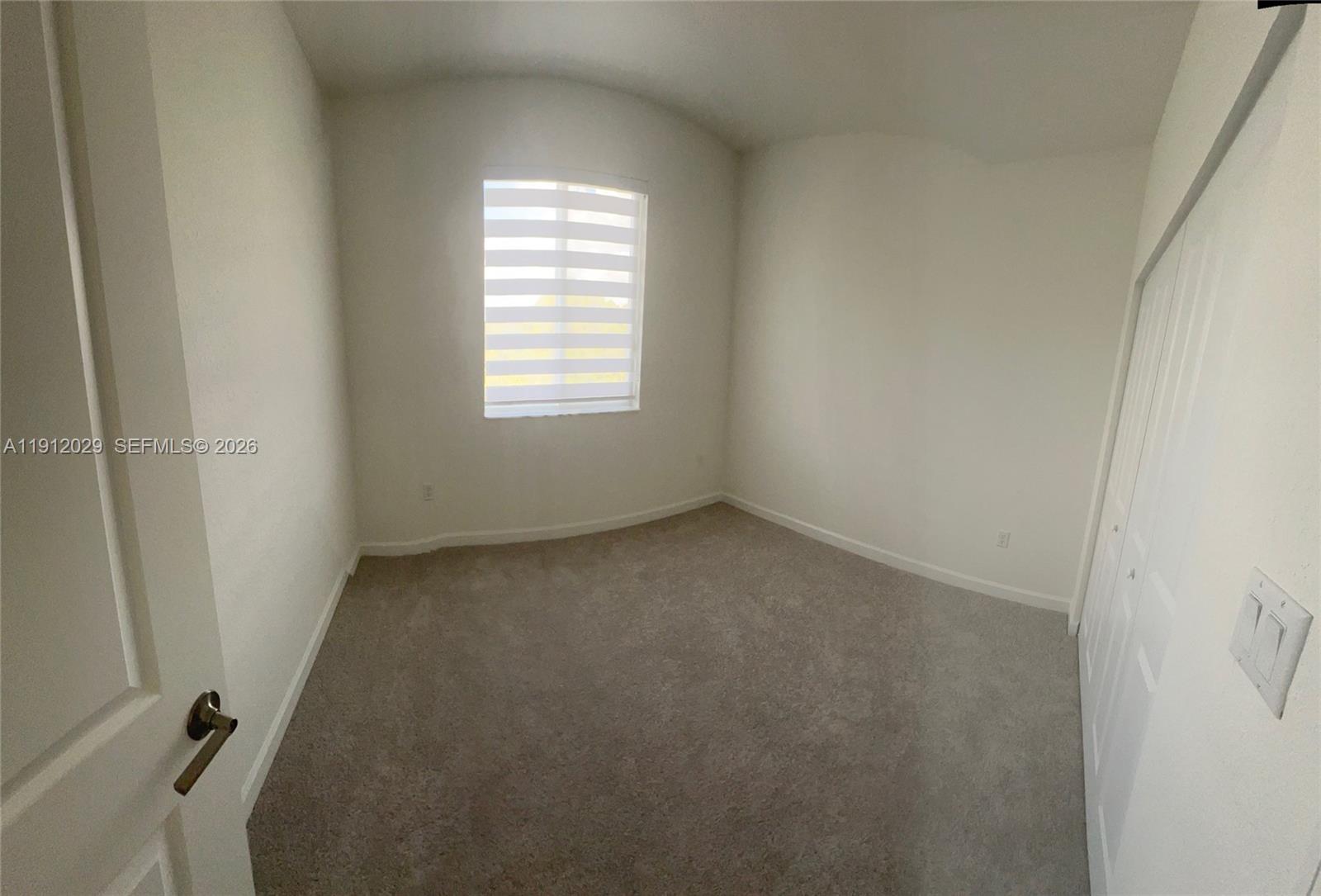 MIAMI LAND AND DEVELOPMEN - Residential Lease