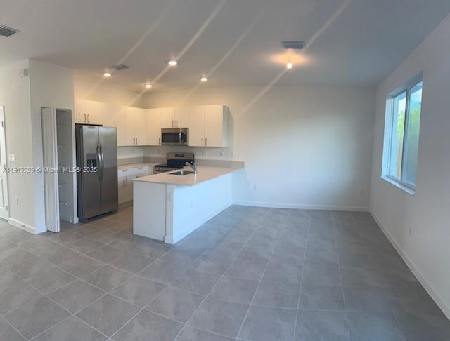 MIAMI LAND AND DEVELOPMEN - Residential Lease