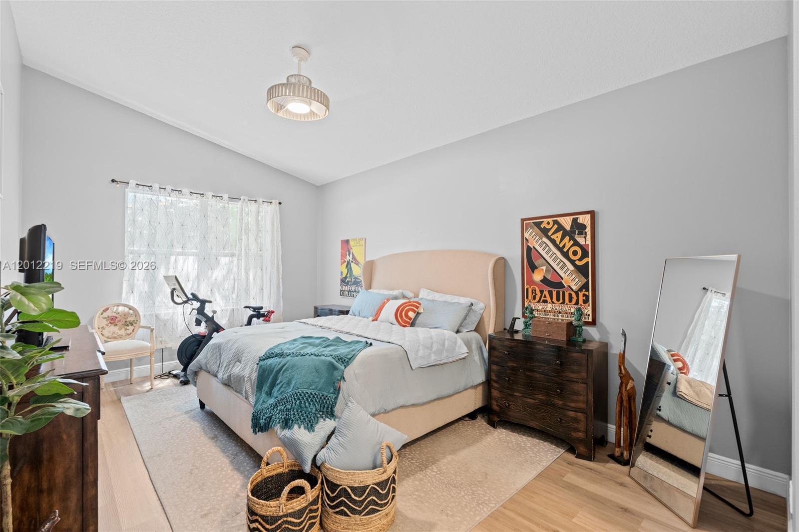PIPERS GLEN A-3 - Residential
