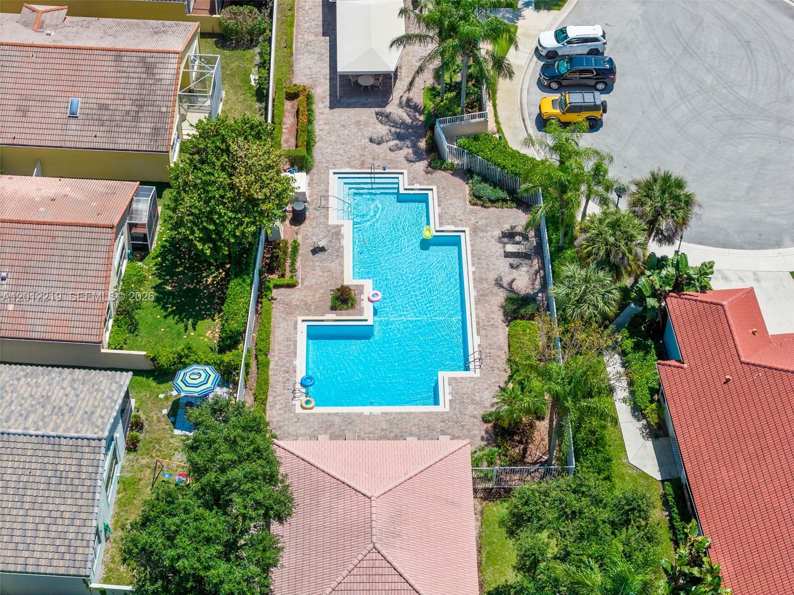 PIPERS GLEN A-3 - Residential
