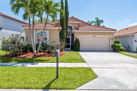 Photo of 12330 Pleasant Green Way, Boynton Beach, FL 33437 (MLS # A12012219)