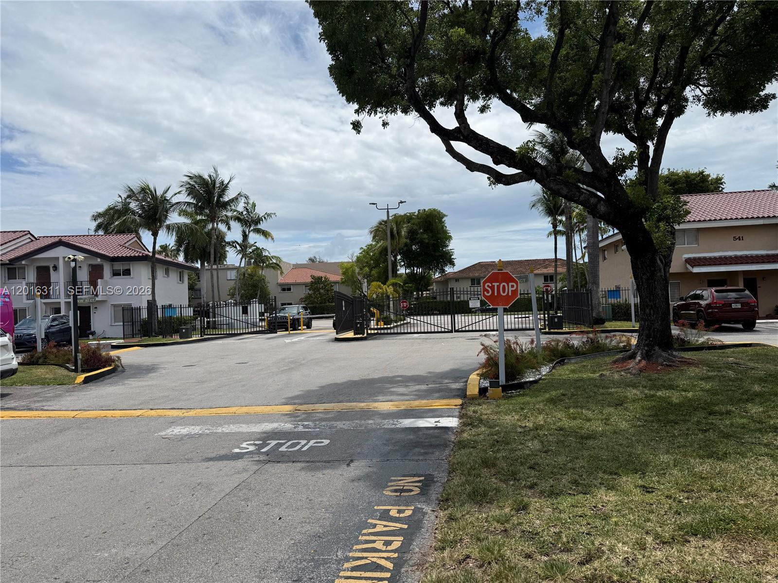 MIRA VILLAS CONDO - Residential Lease