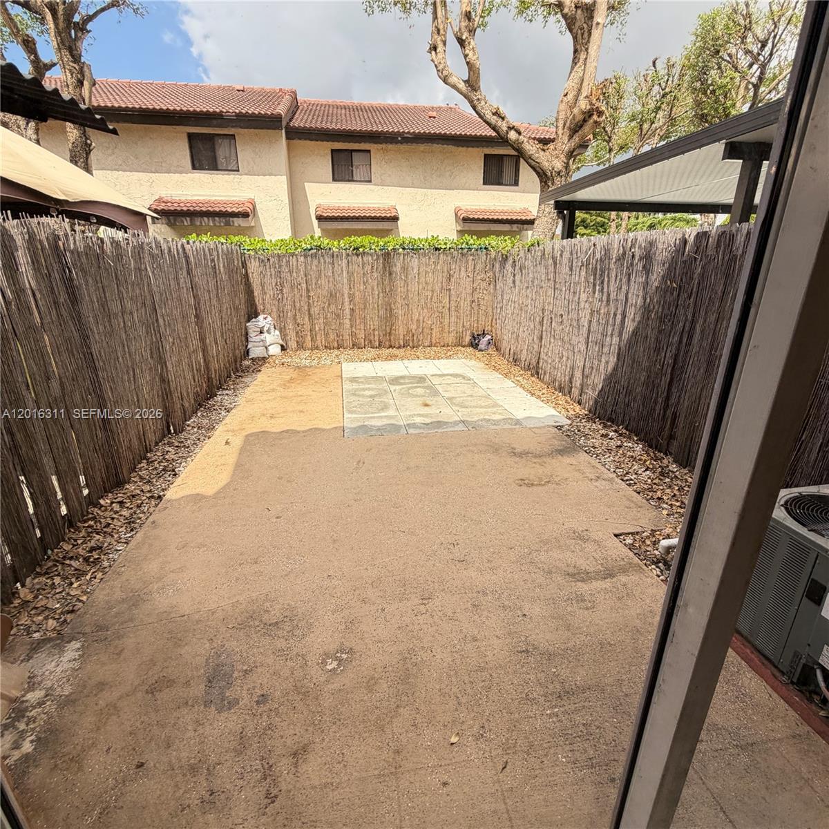 MIRA VILLAS CONDO - Residential Lease