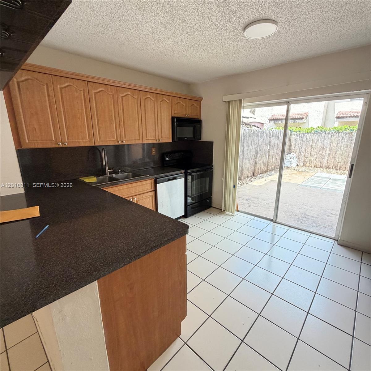MIRA VILLAS CONDO - Residential Lease