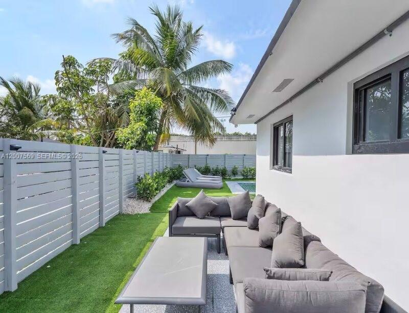 BAY VISTA PARK - Residential