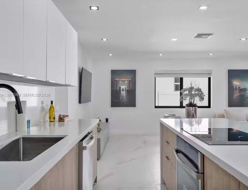 BAY VISTA PARK - Residential