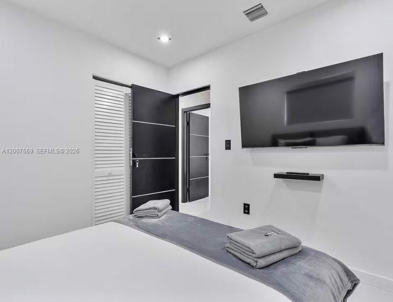 BAY VISTA PARK - Residential