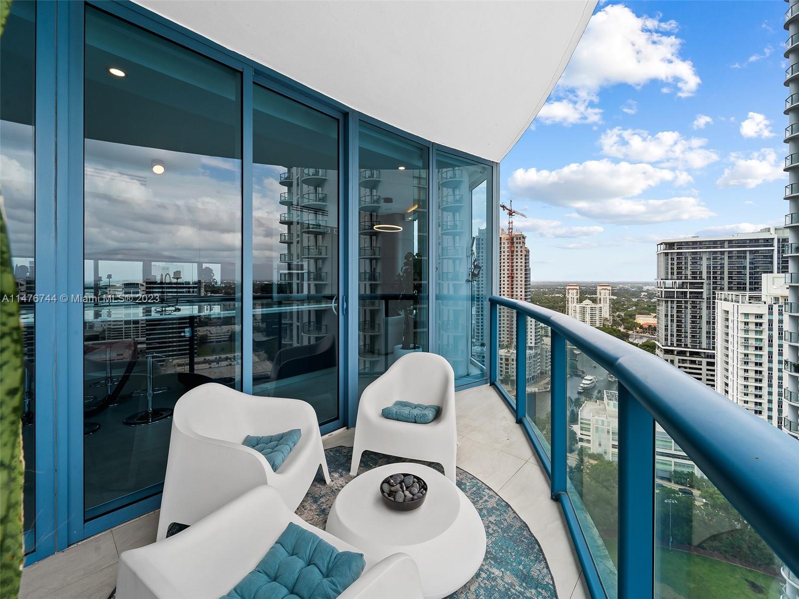 LAS OLAS RIVER HOUSE COND - Residential