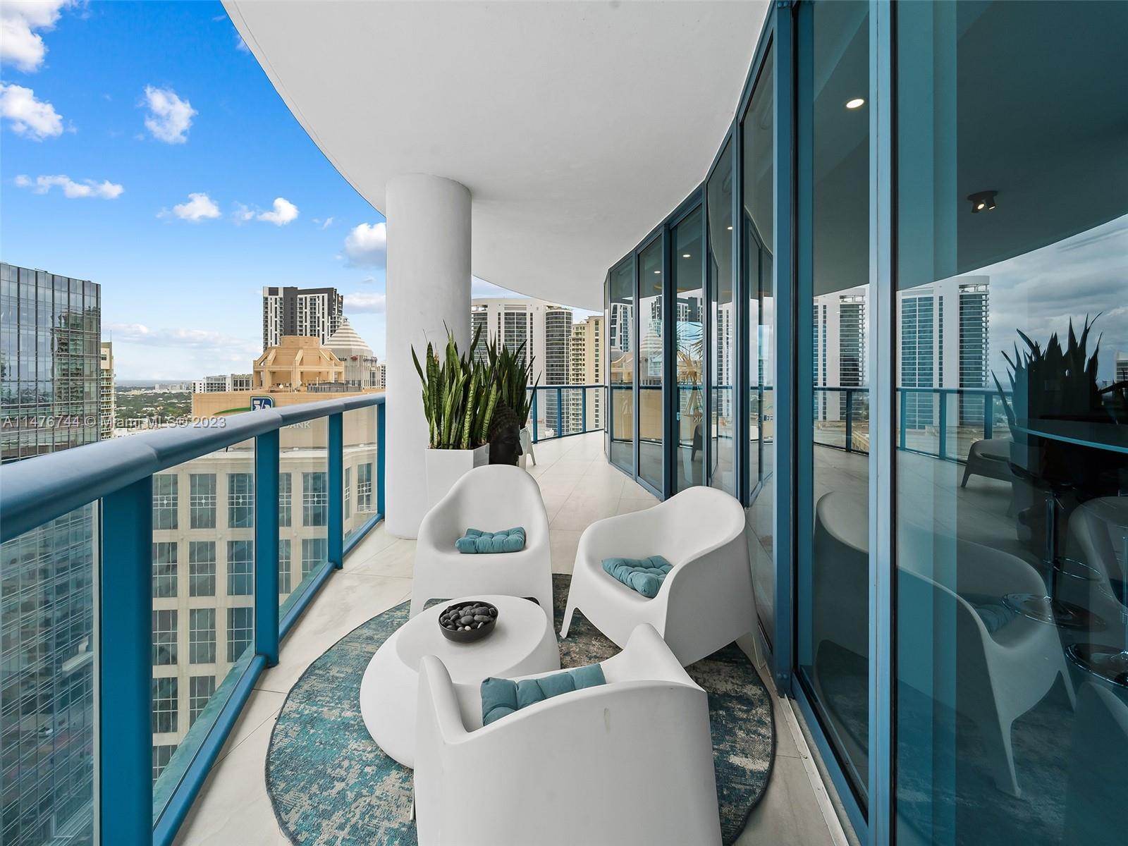 LAS OLAS RIVER HOUSE COND - Residential