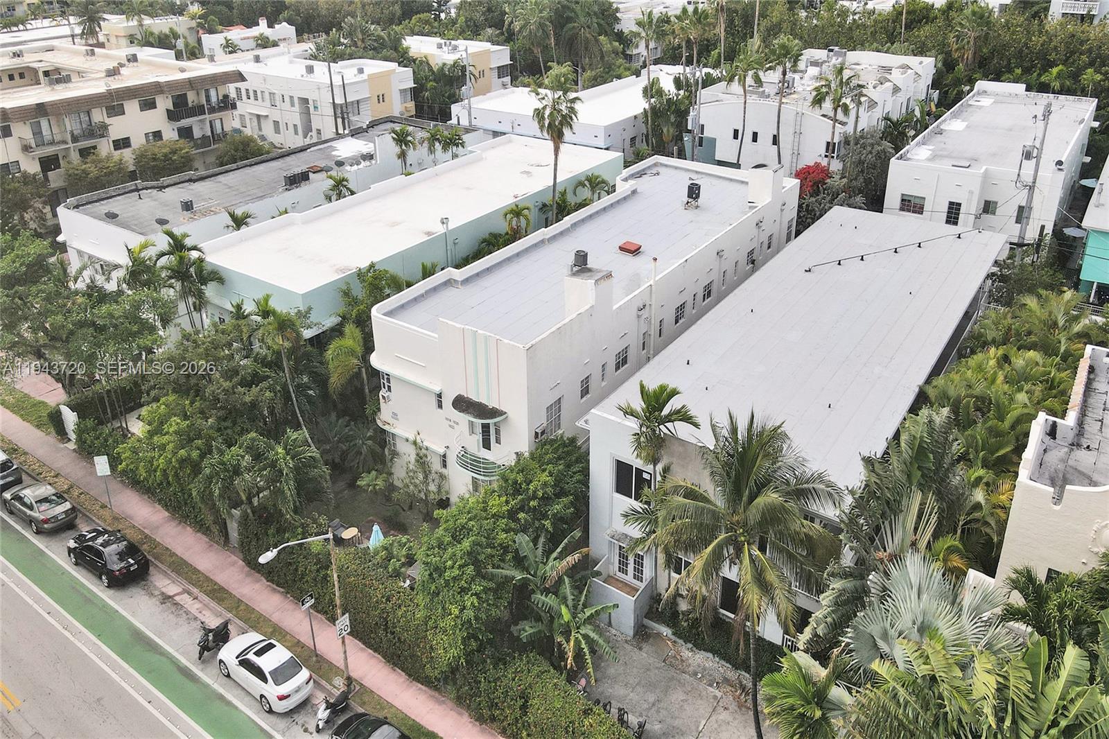 THE ANTON CONDO - Residential