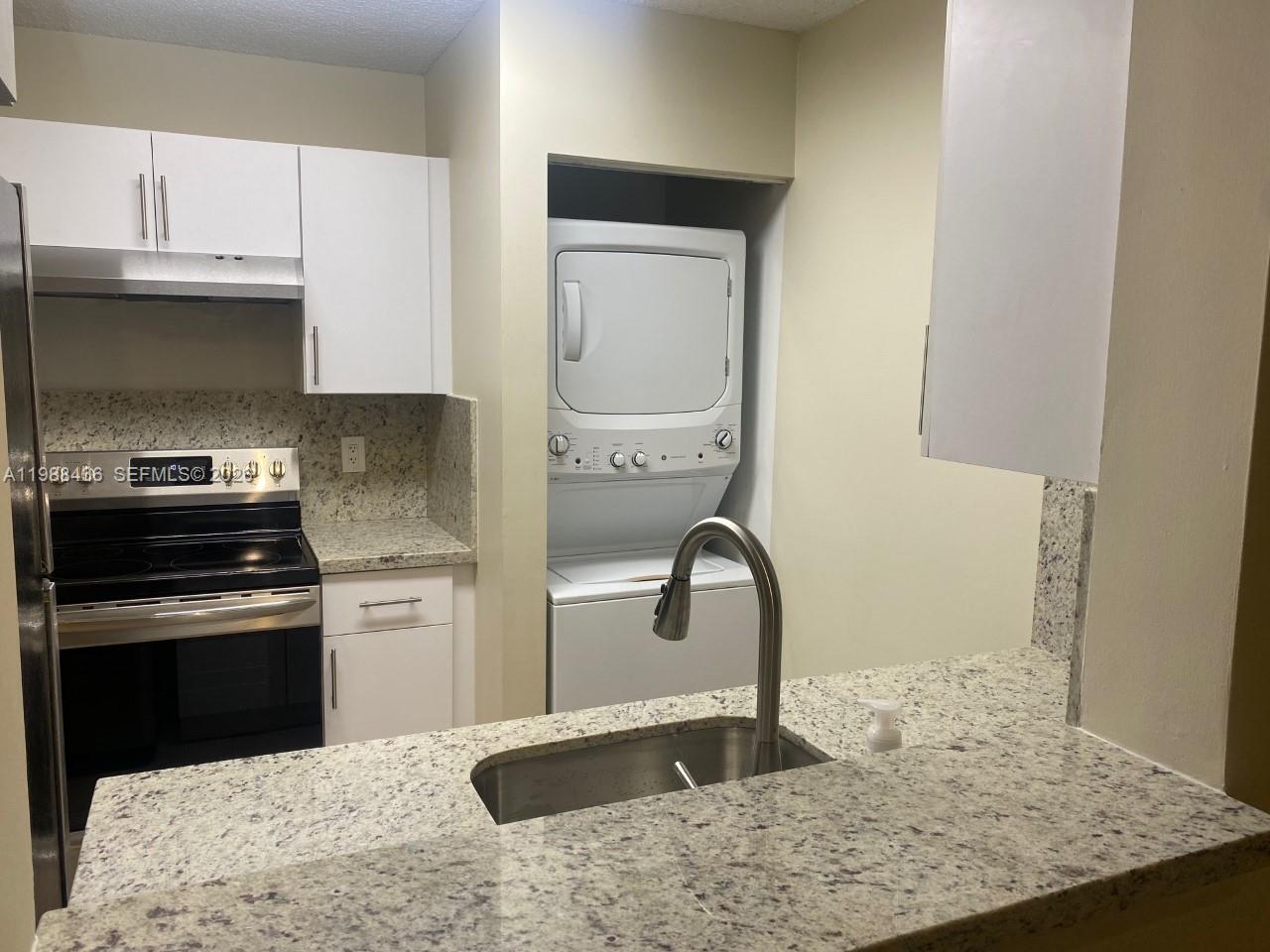 SHERIDAN EAST CONDO BLDG - Residential Lease