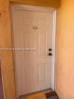 9437 Sw 76th St V38, Miami, Broward County, Florida - 2 Bedrooms  
1 Bathrooms - 