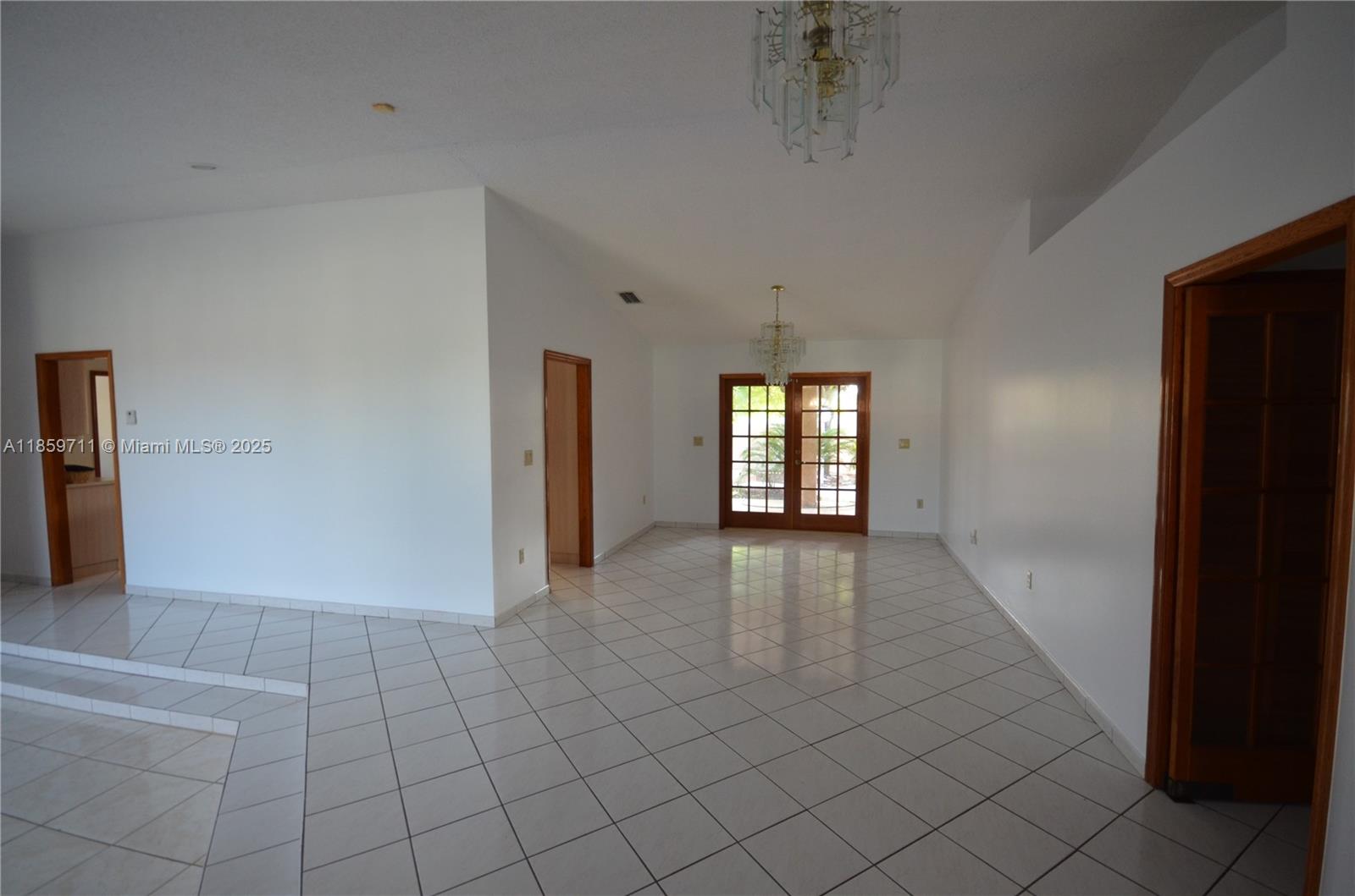 2700 SW 113th Ave