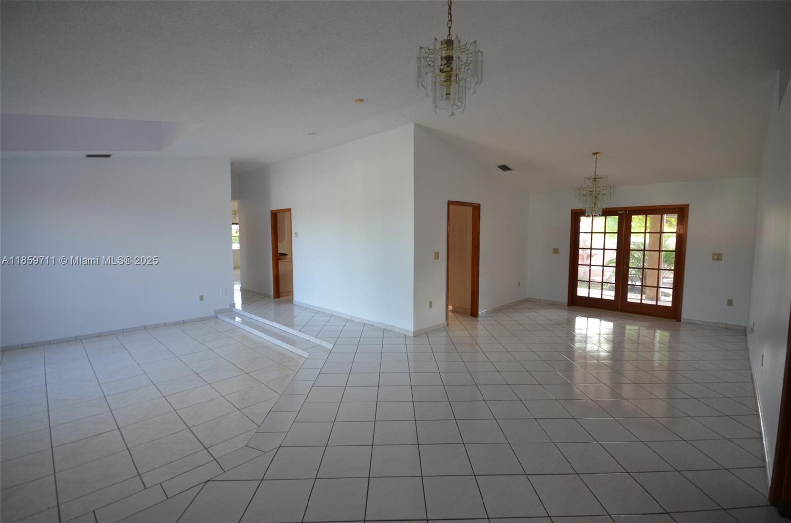2700 SW 113th Ave