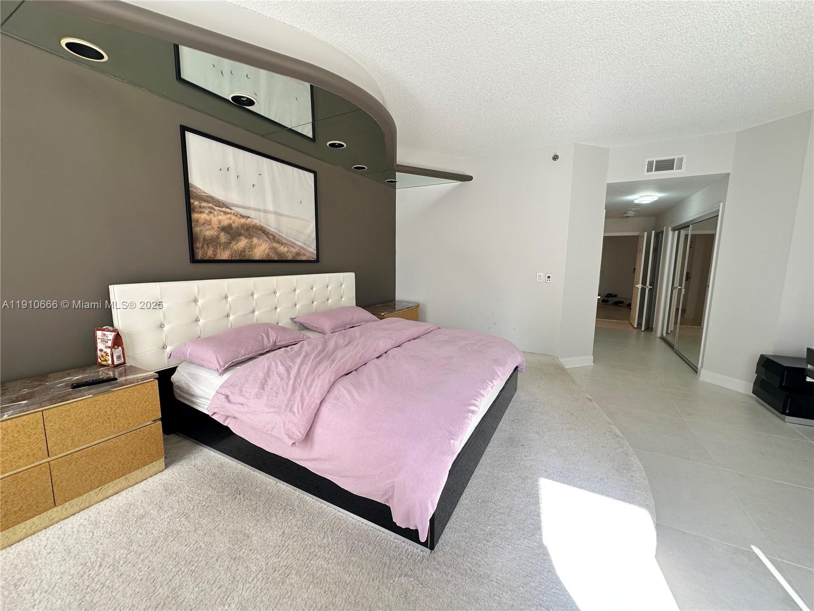 MEDITERRANEAN VILLAGE CON - Residential