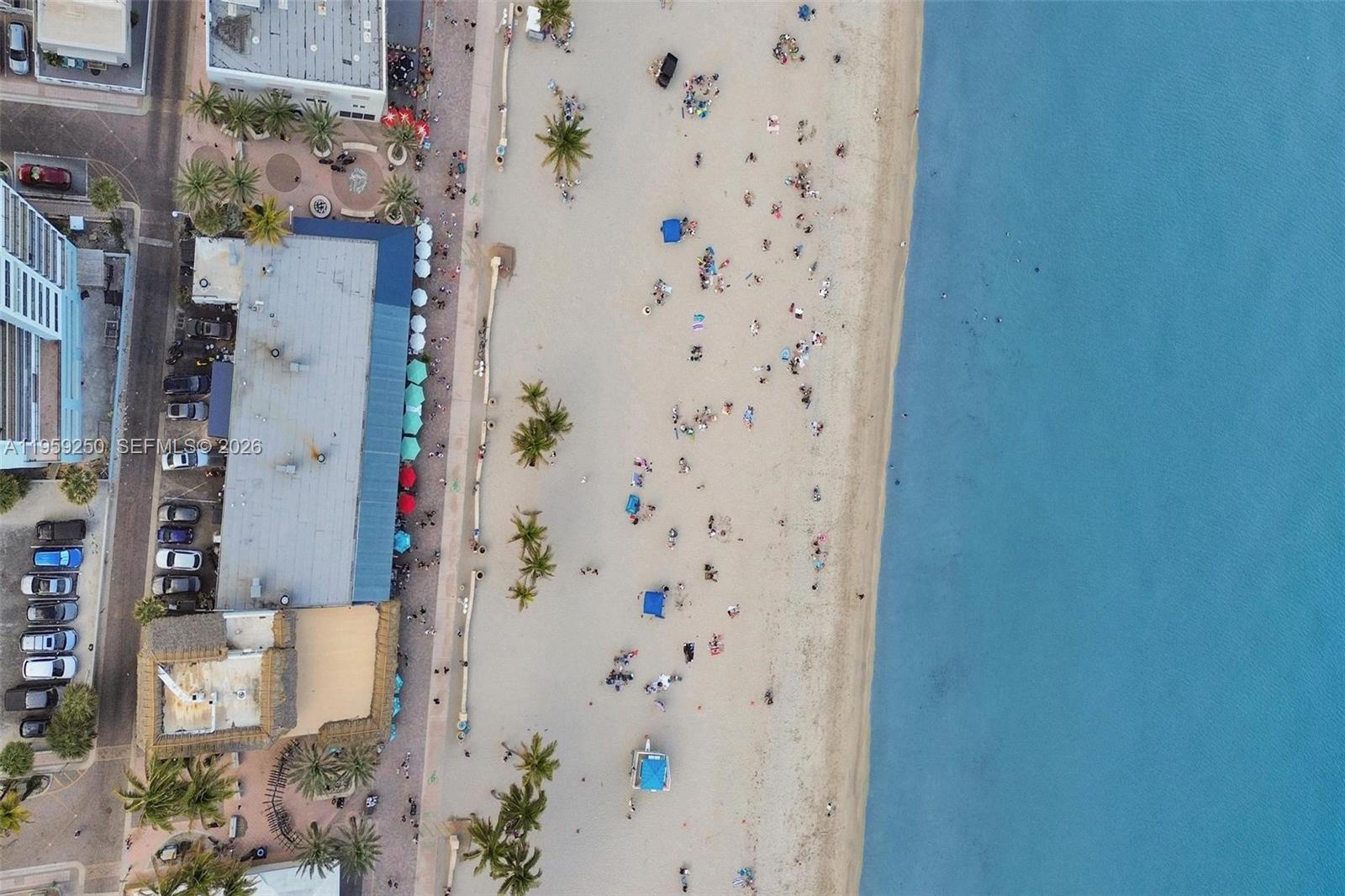 CRYSTAL TOWER - Residential