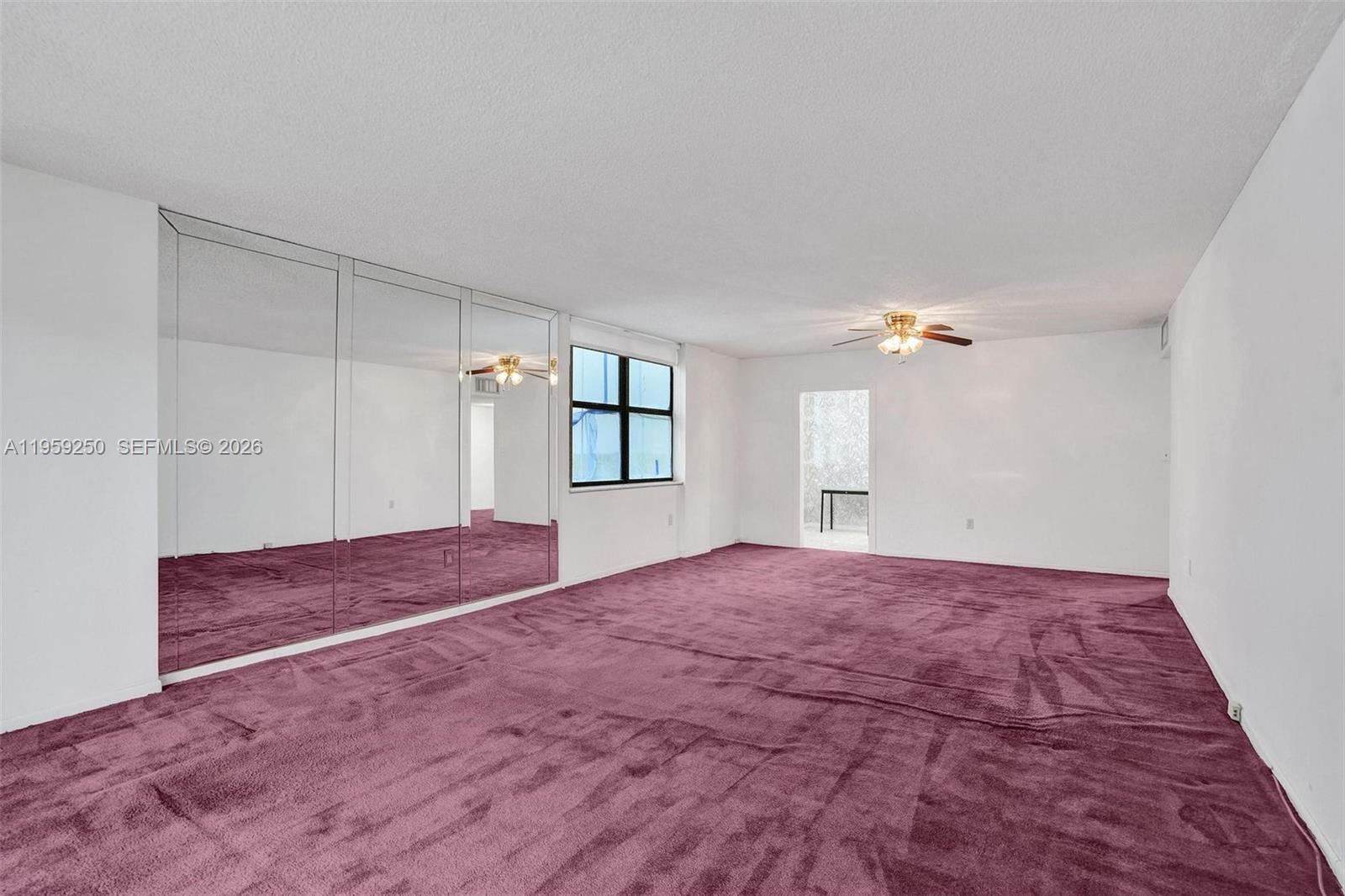 CRYSTAL TOWER - Residential