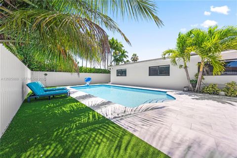 Tiny photo for 12731 SW 47th Ter, Miami, FL 33175 (MLS # A12025888)
