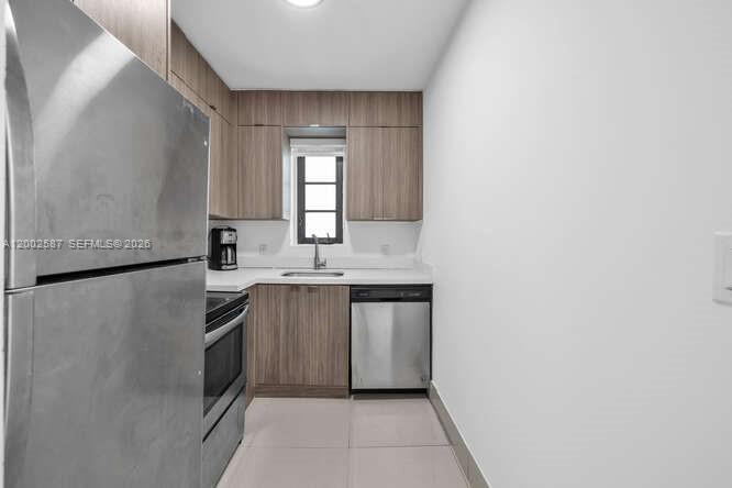 ALTOS DEL MAR NO 3 - Residential Lease