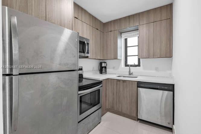 ALTOS DEL MAR NO 3 - Residential Lease