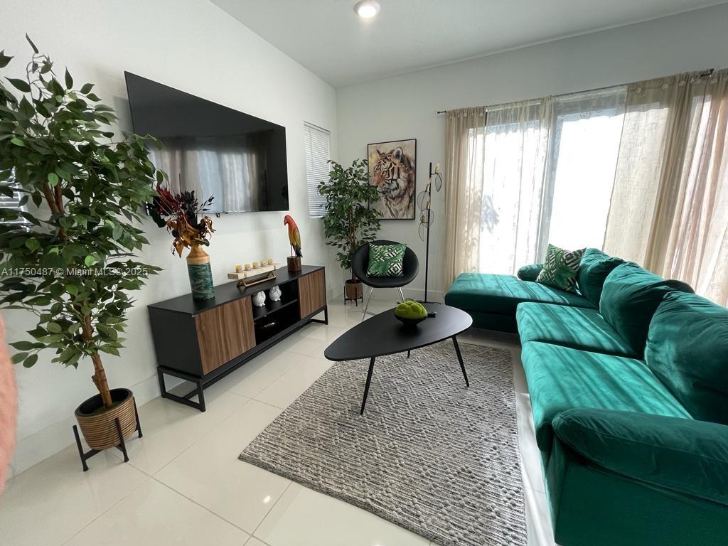 SUBDIVISION DE AURORA - Residential