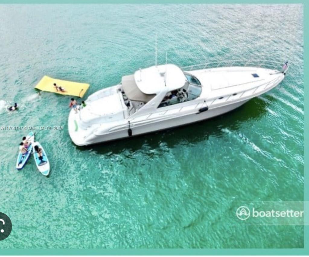 SUBDIVISION DE AURORA - Residential