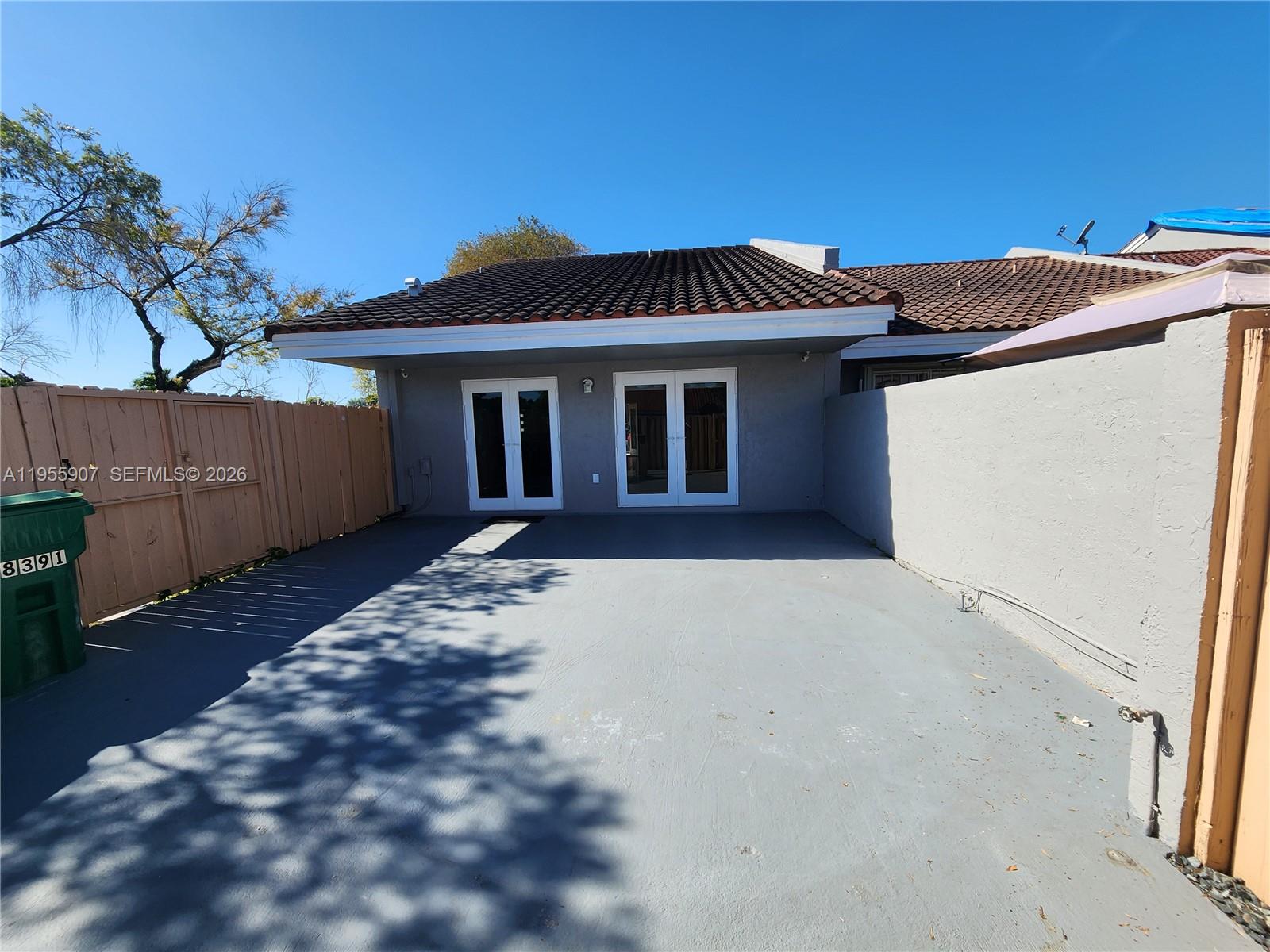 BARCLAY ESTATES 1ST ADDN - Residential