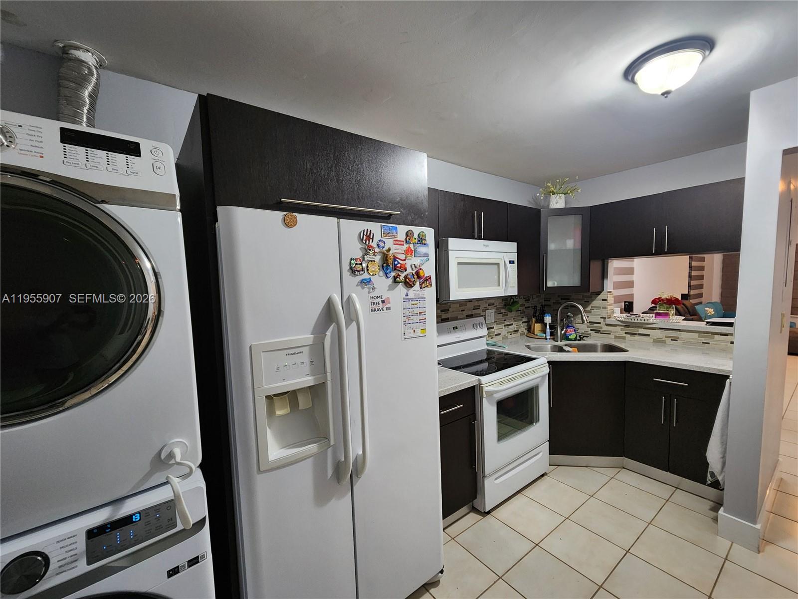 BARCLAY ESTATES 1ST ADDN - Residential