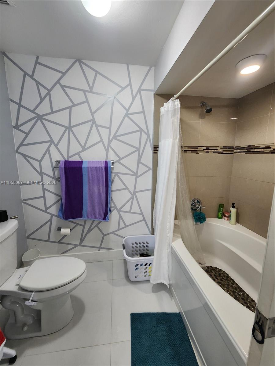 BARCLAY ESTATES 1ST ADDN - Residential