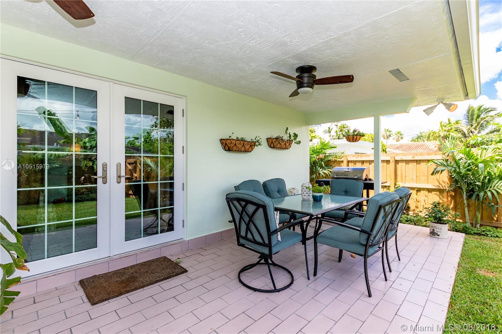 COUNTRY CLUB ESTATES SEC - Residential