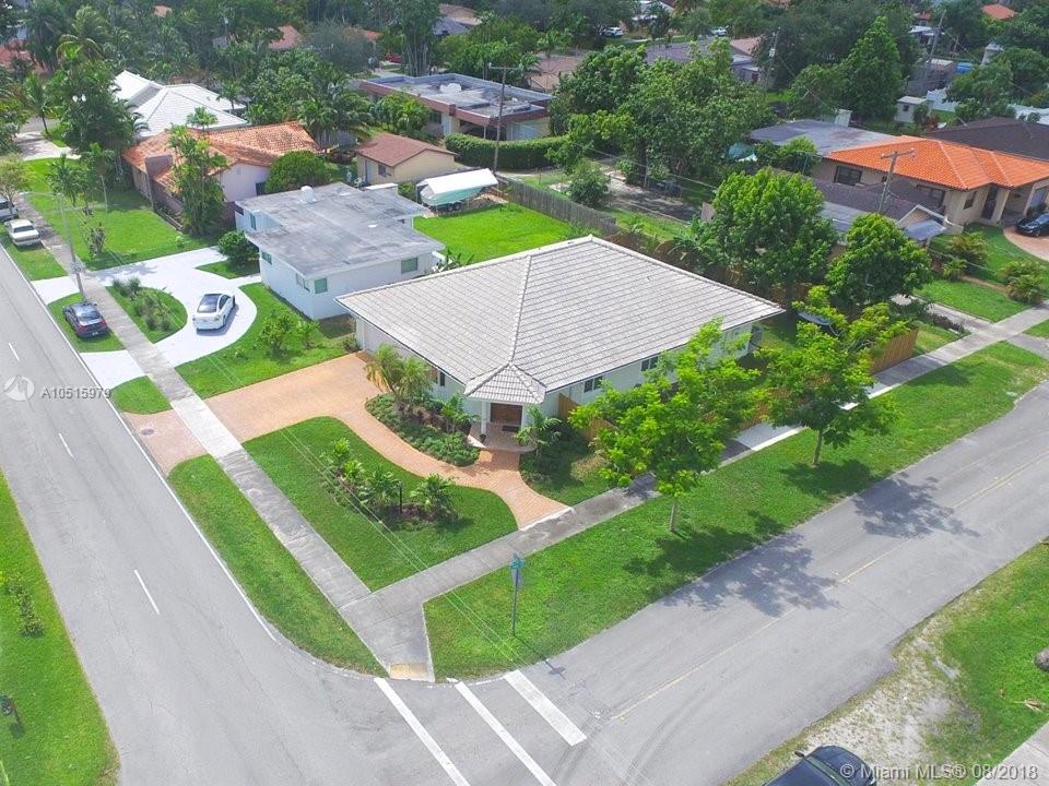 COUNTRY CLUB ESTATES SEC - Residential