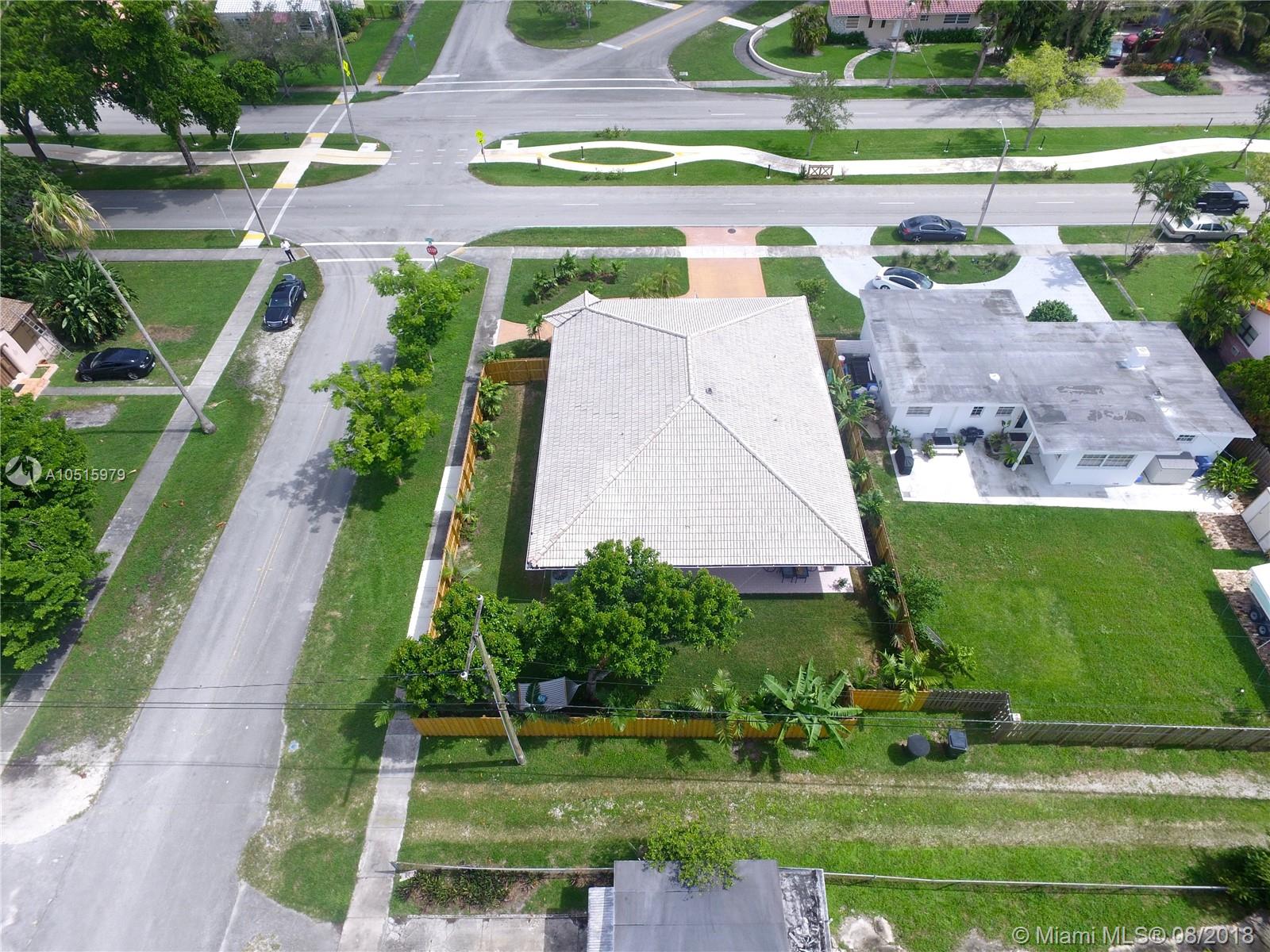 COUNTRY CLUB ESTATES SEC - Residential