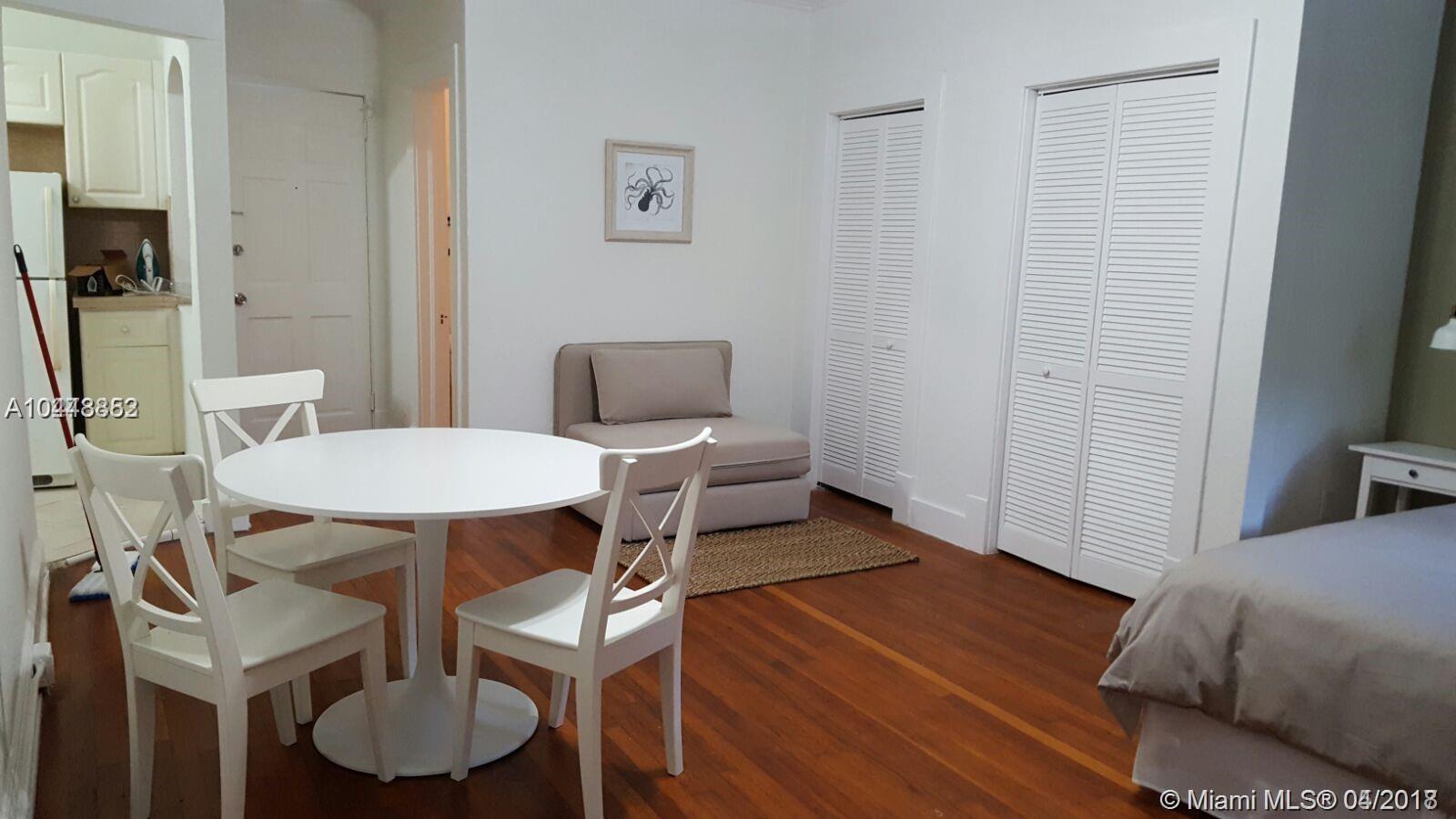 HOLLYWOOD - Residential