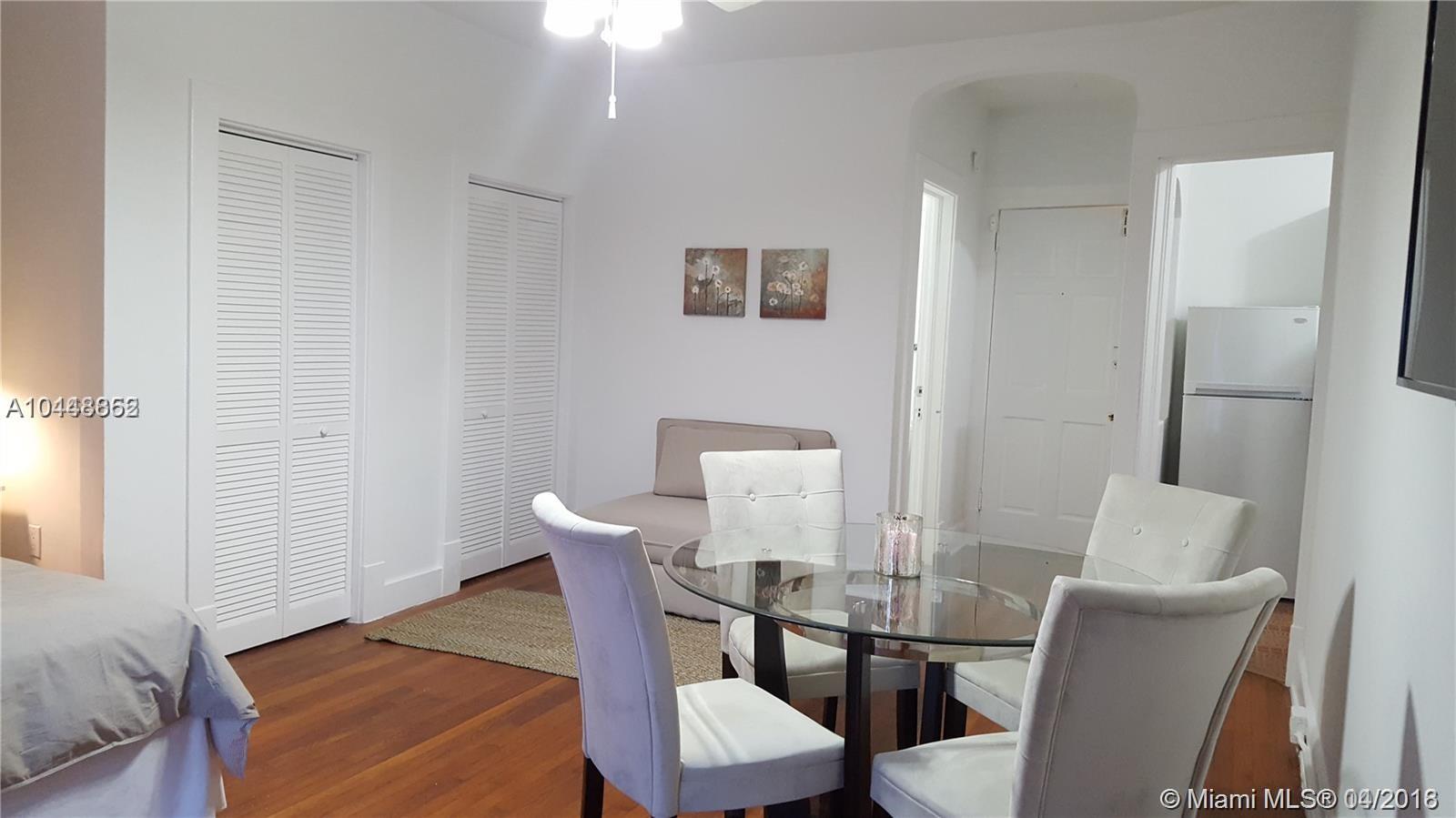 HOLLYWOOD - Residential