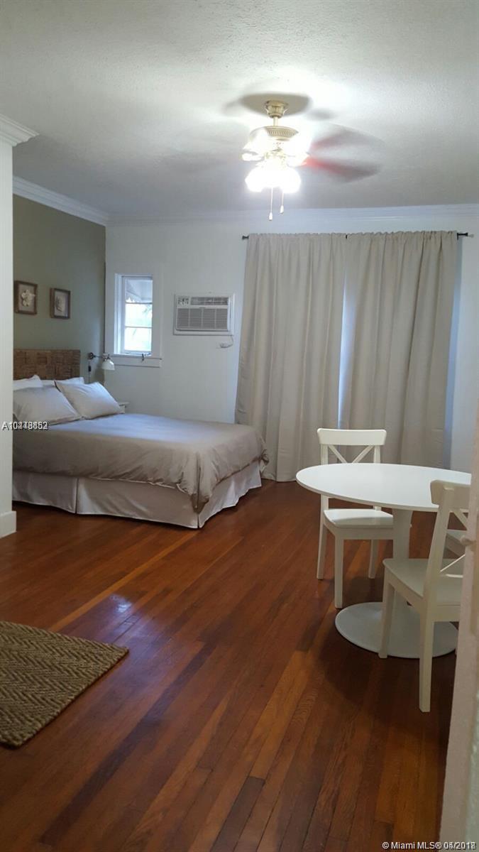 HOLLYWOOD - Residential