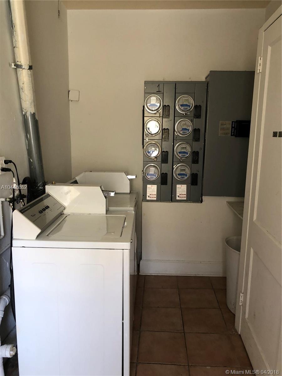 HOLLYWOOD - Residential