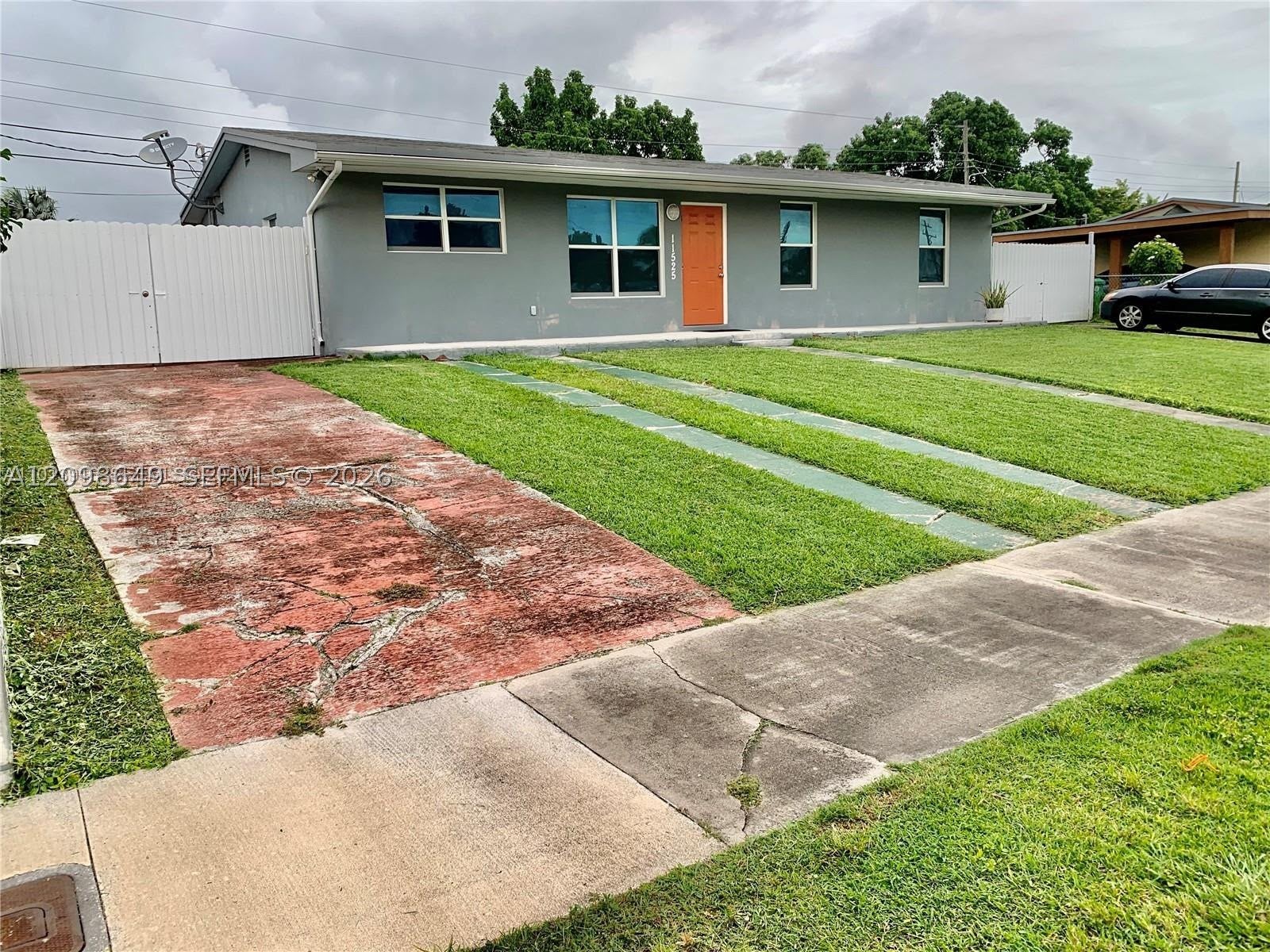 11525 SW 187th Ter, Miami, FL, 33157/$620,000 1 11525 SW 187th Ter