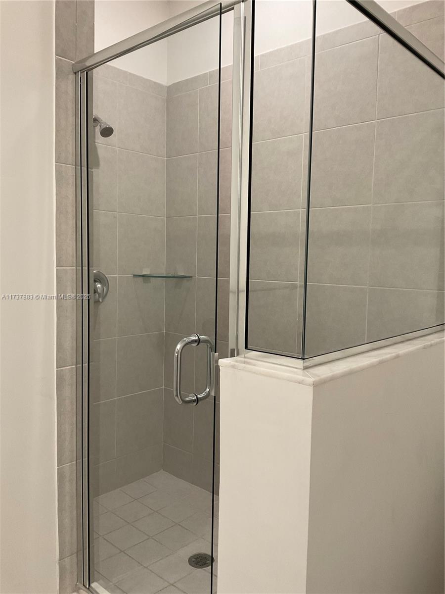 GOLF PARK SEC 1 - Residential Lease
