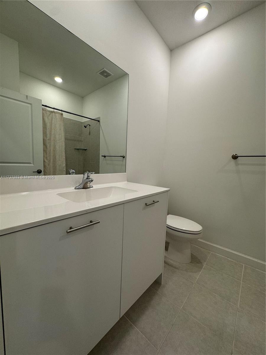 GOLF PARK SEC 1 - Residential Lease