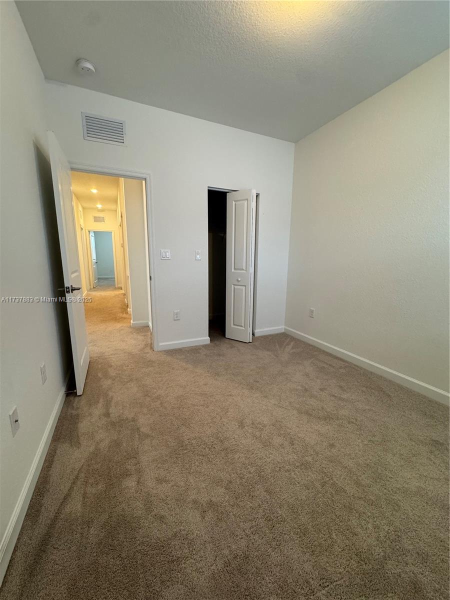 GOLF PARK SEC 1 - Residential Lease