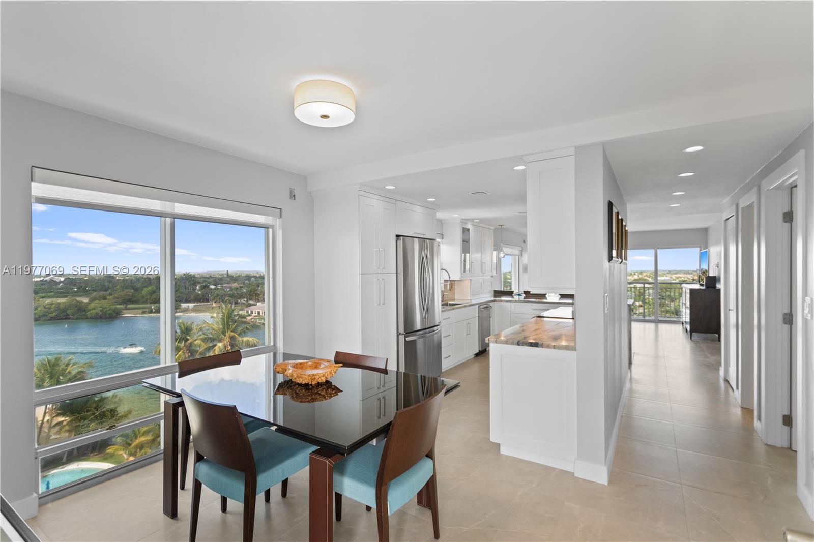 2611 N Riverside Dr 901