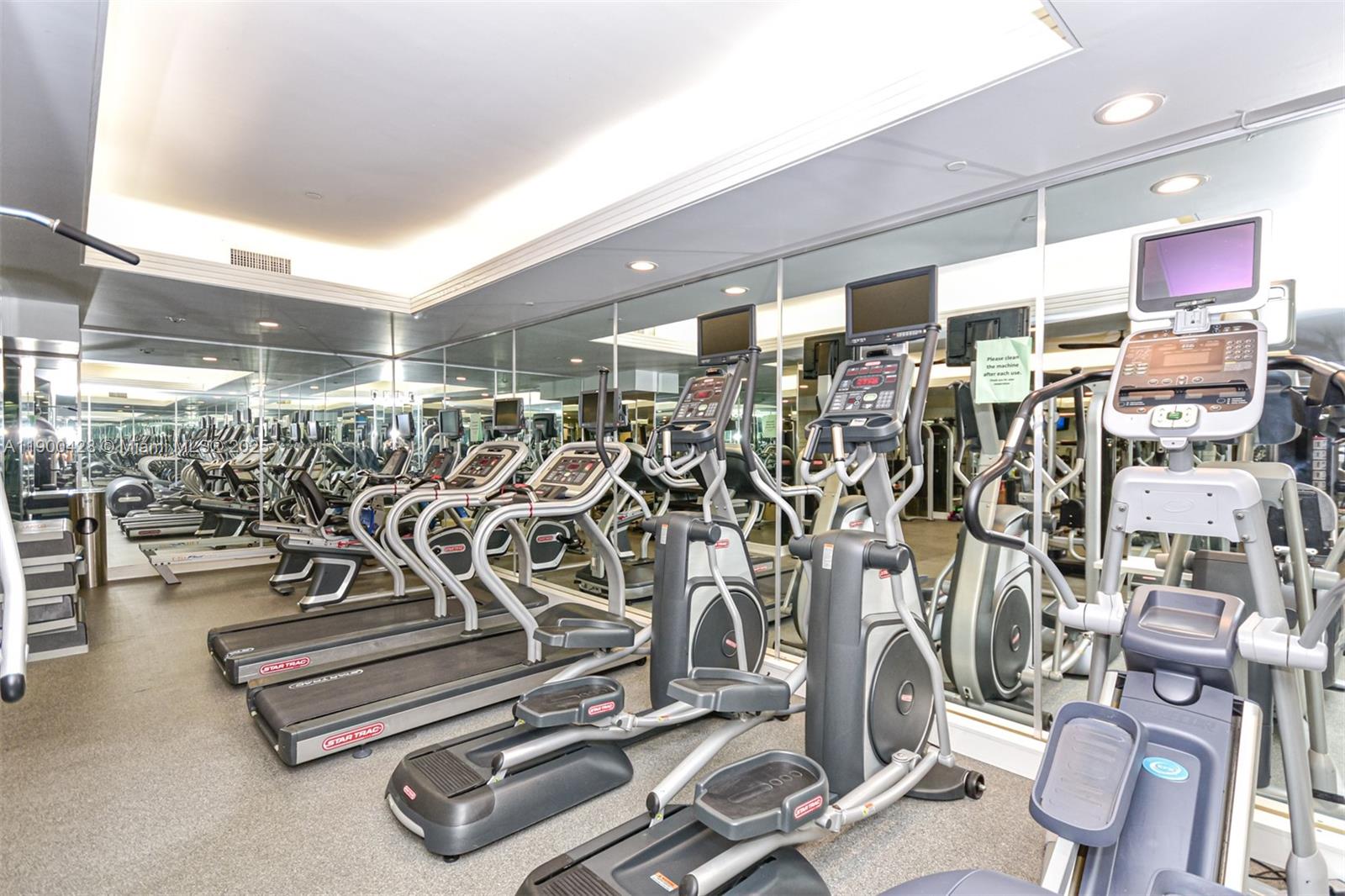 THE PALACE AT BAL HARBOUR - Residential