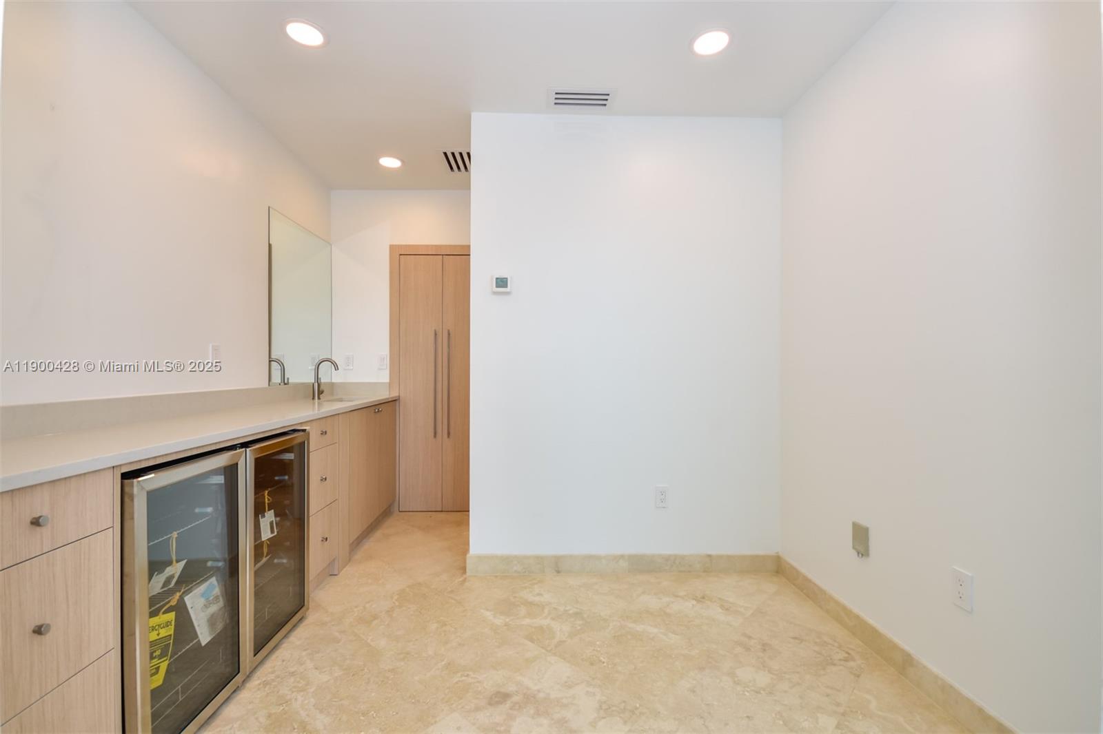 10101 Collins Ave 7D