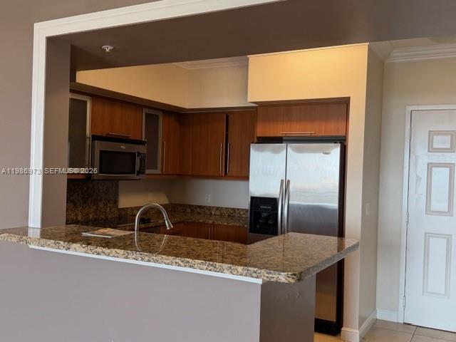 PUERTA DE PALMAS CONDO - Residential