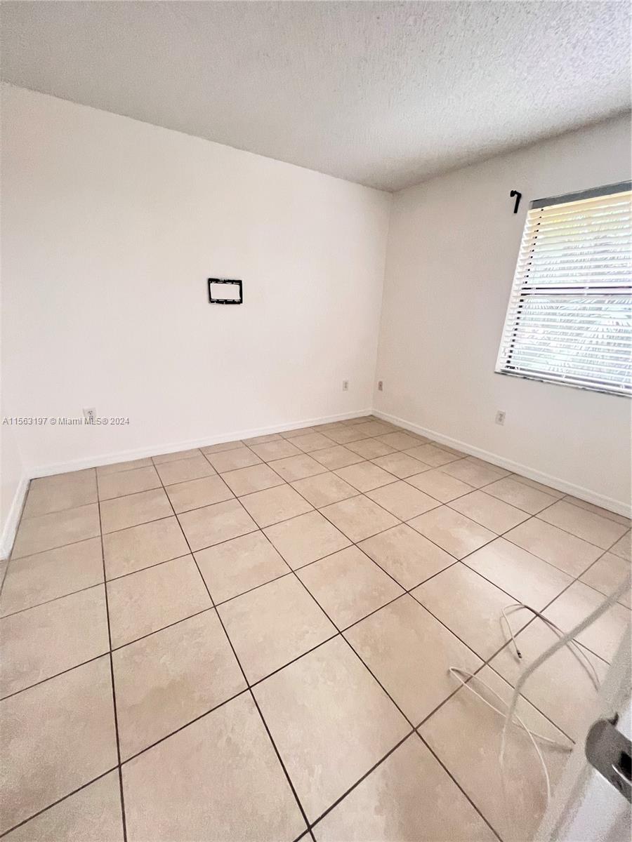 TERRANOVA CONDO 13 - Residential Lease